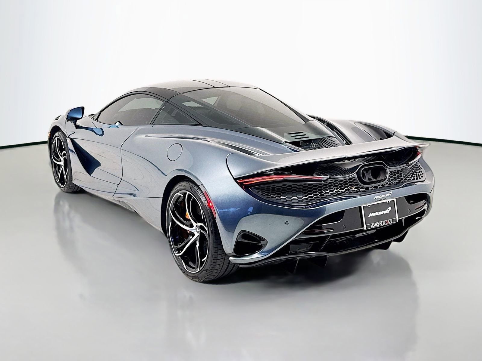 Used 2024 McLaren 750S image 5
