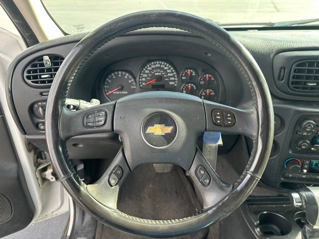 Used 2005 Chevrolet TrailBlazer LT AWD/4WD image 6