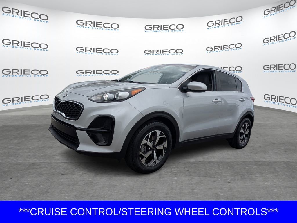 Used 2022 Kia Sportage LX image 3