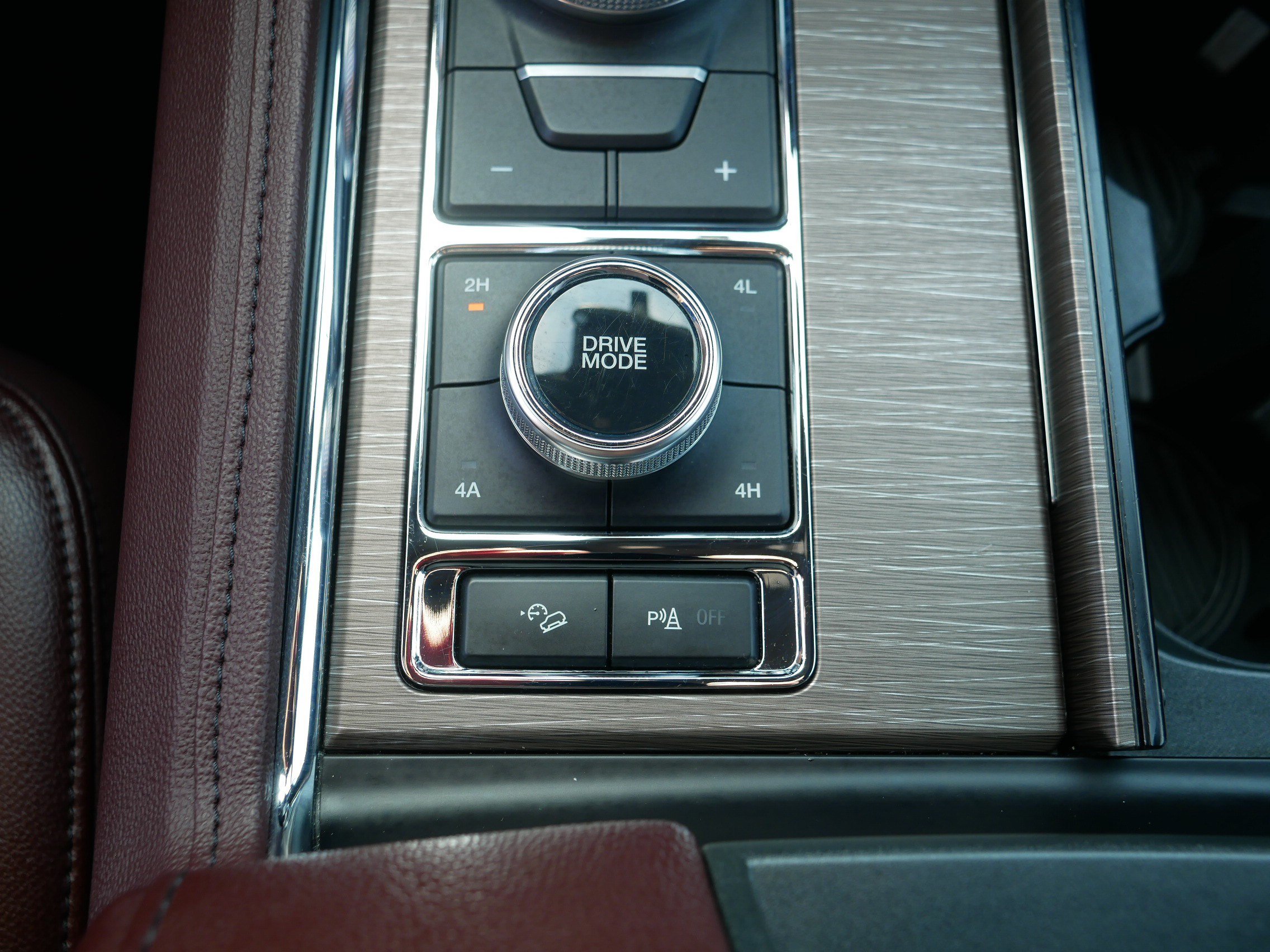 Used 2024 Ford Expedition Limited AWD/4WD image 36