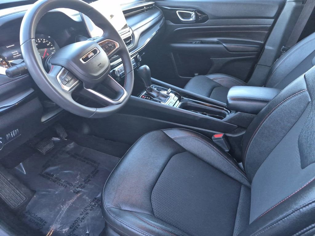 Used 2024 Jeep Compass Trailhawk image 10