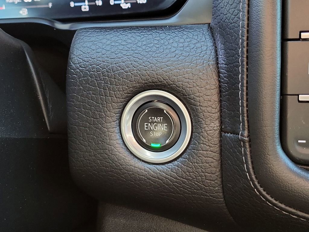 Certified 2023 GMC Yukon XL Denali image 17