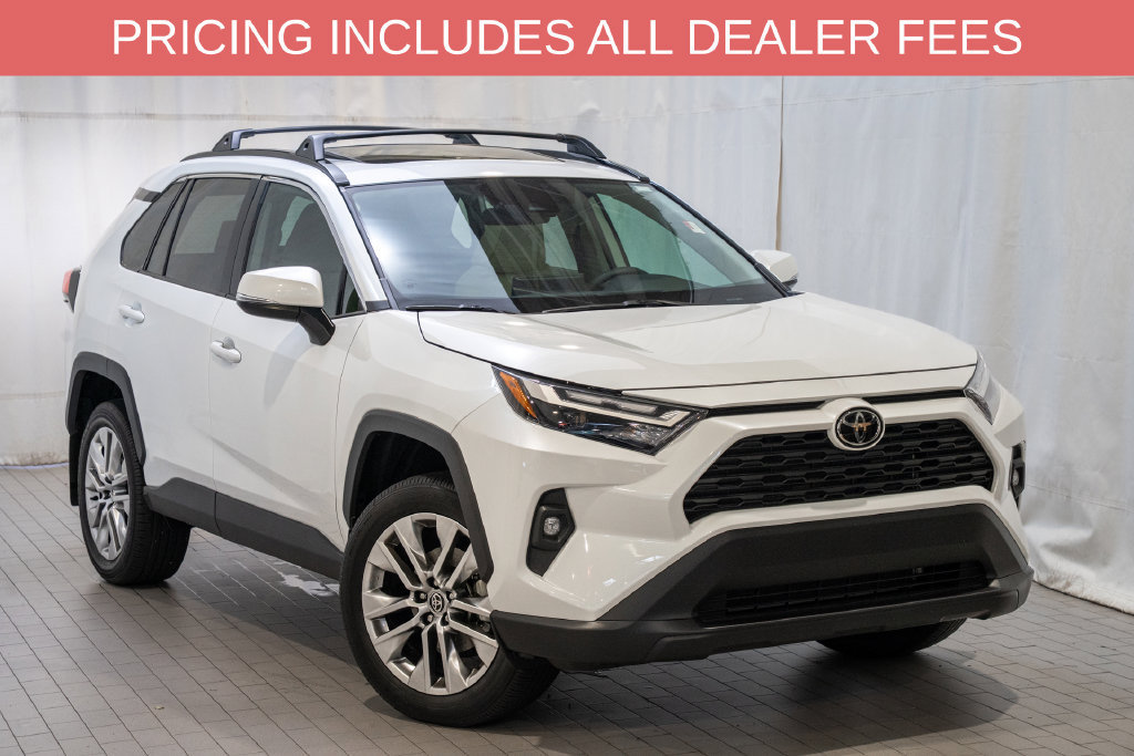 Used 2025 Toyota RAV4 XLE Premium w/ Weather Package AWD/4WD image 1