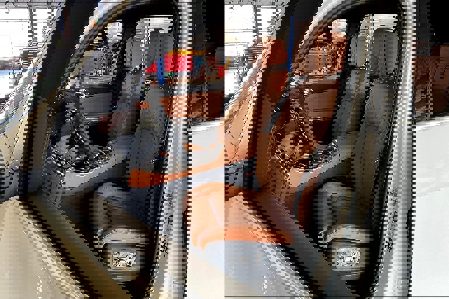 New 2026 BMW X5 xDrive40i w/ Climate Comfort Package image 9