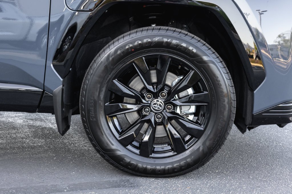 New 2026 Toyota RAV4 SE AWD/4WD image 4