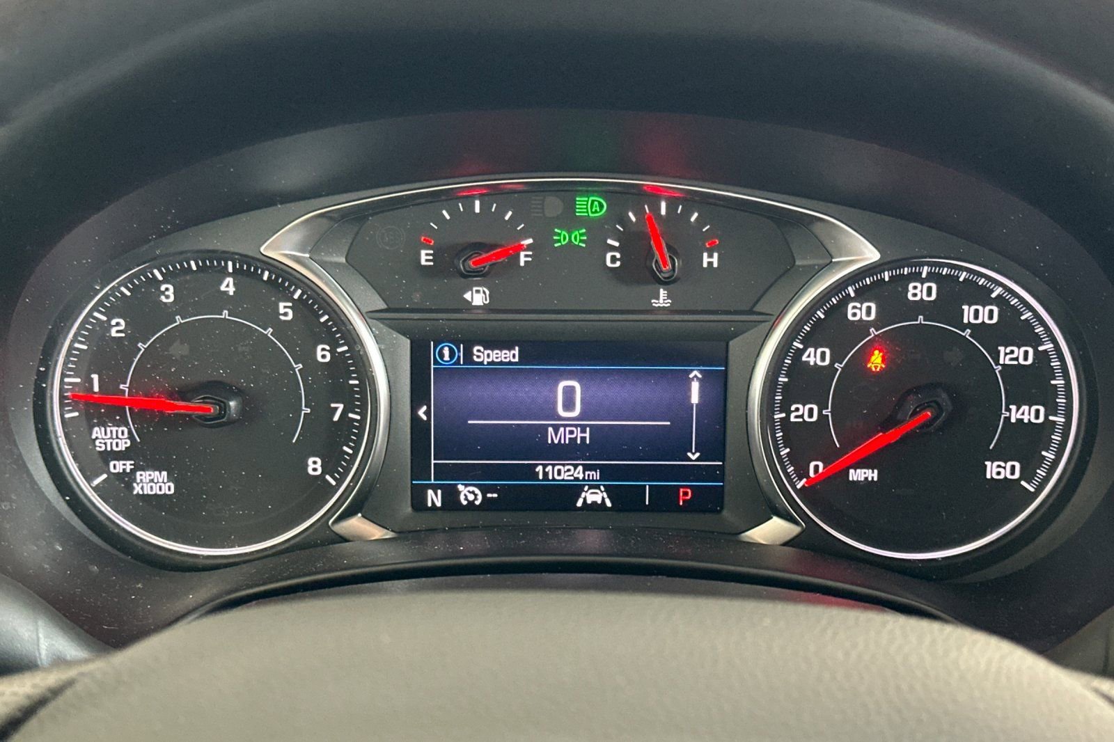 Used 2024 GMC Terrain SLE w/ Elevation Edition image 24