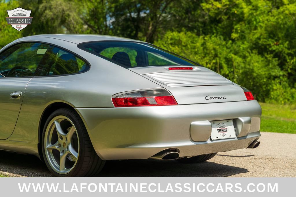 Used 2002 Porsche 911 Carrera RWD image 23