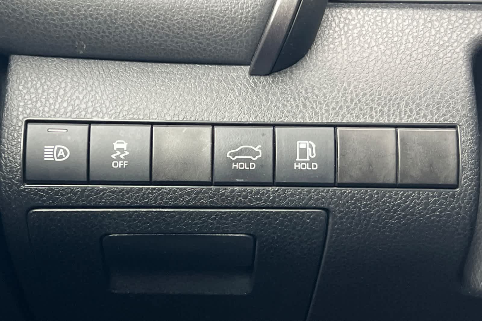 Used 2023 Toyota Camry SE FWD image 28