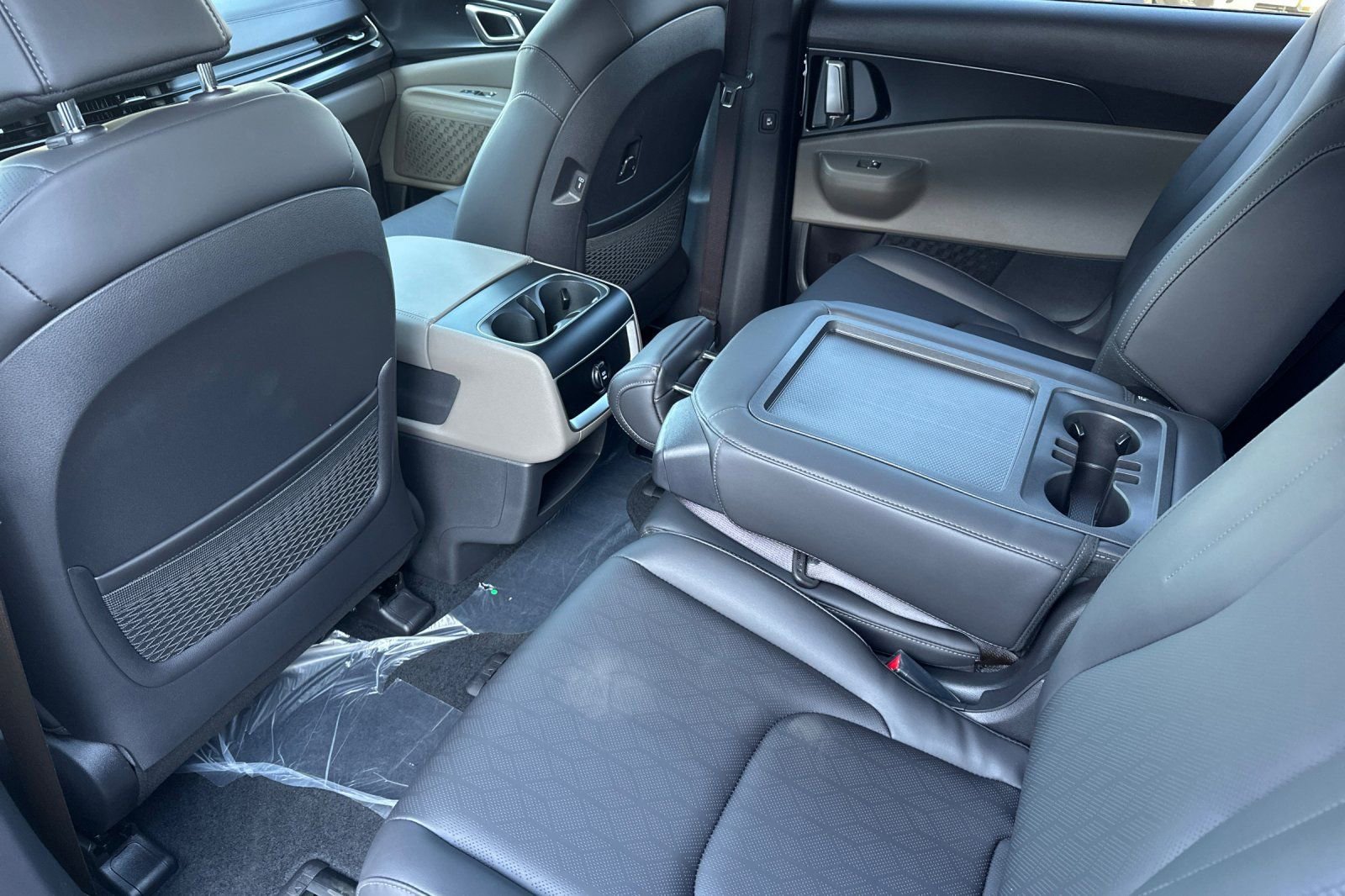 New 2026 Kia Carnival LXS image 12