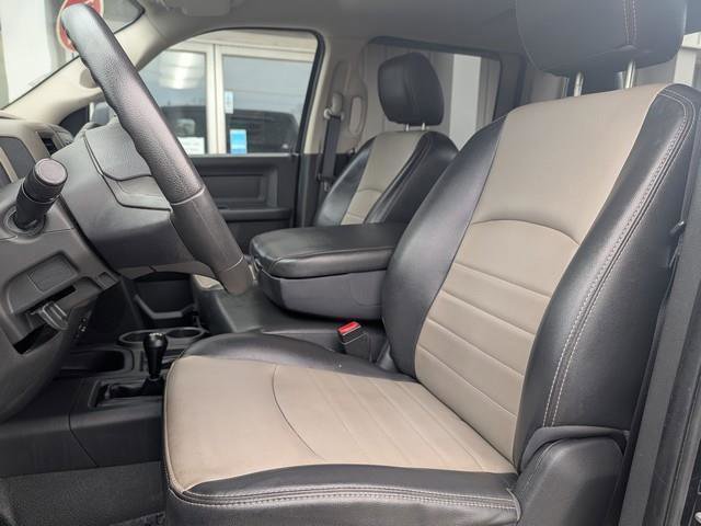 Used 2011 RAM 2500 ST w/ Protection Group AWD/4WD image 9