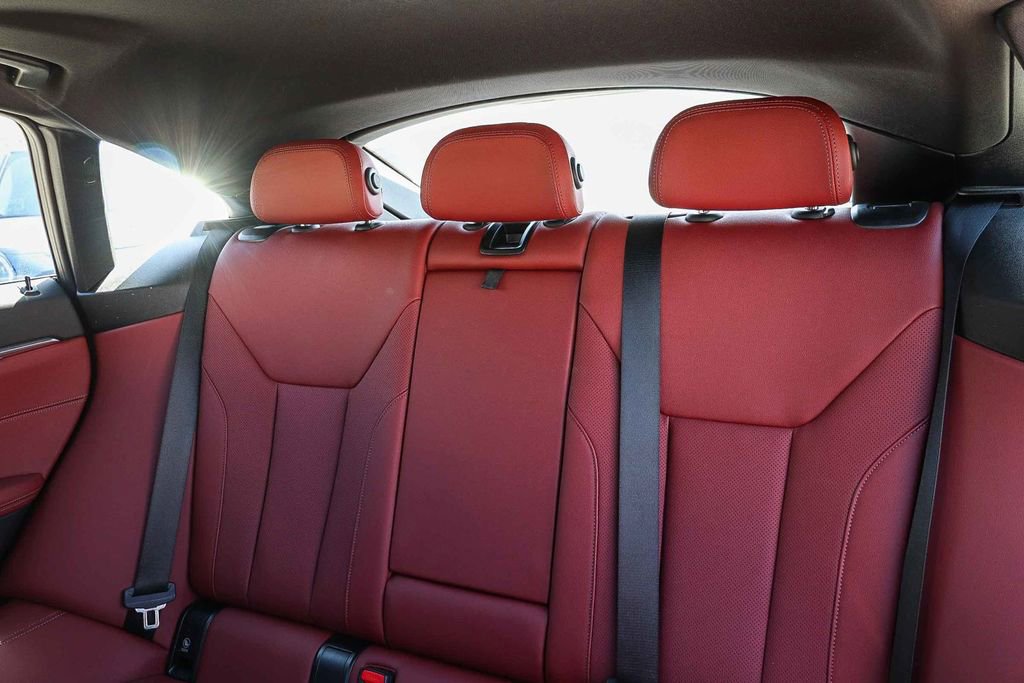 Used 2023 BMW i4 eDrive35 w/ Premium Package RWD image 19
