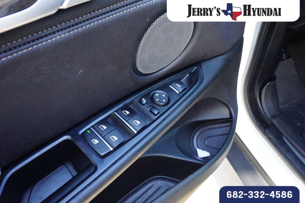 Used 2018 BMW X6 xDrive50i w/ Premium Package image 17