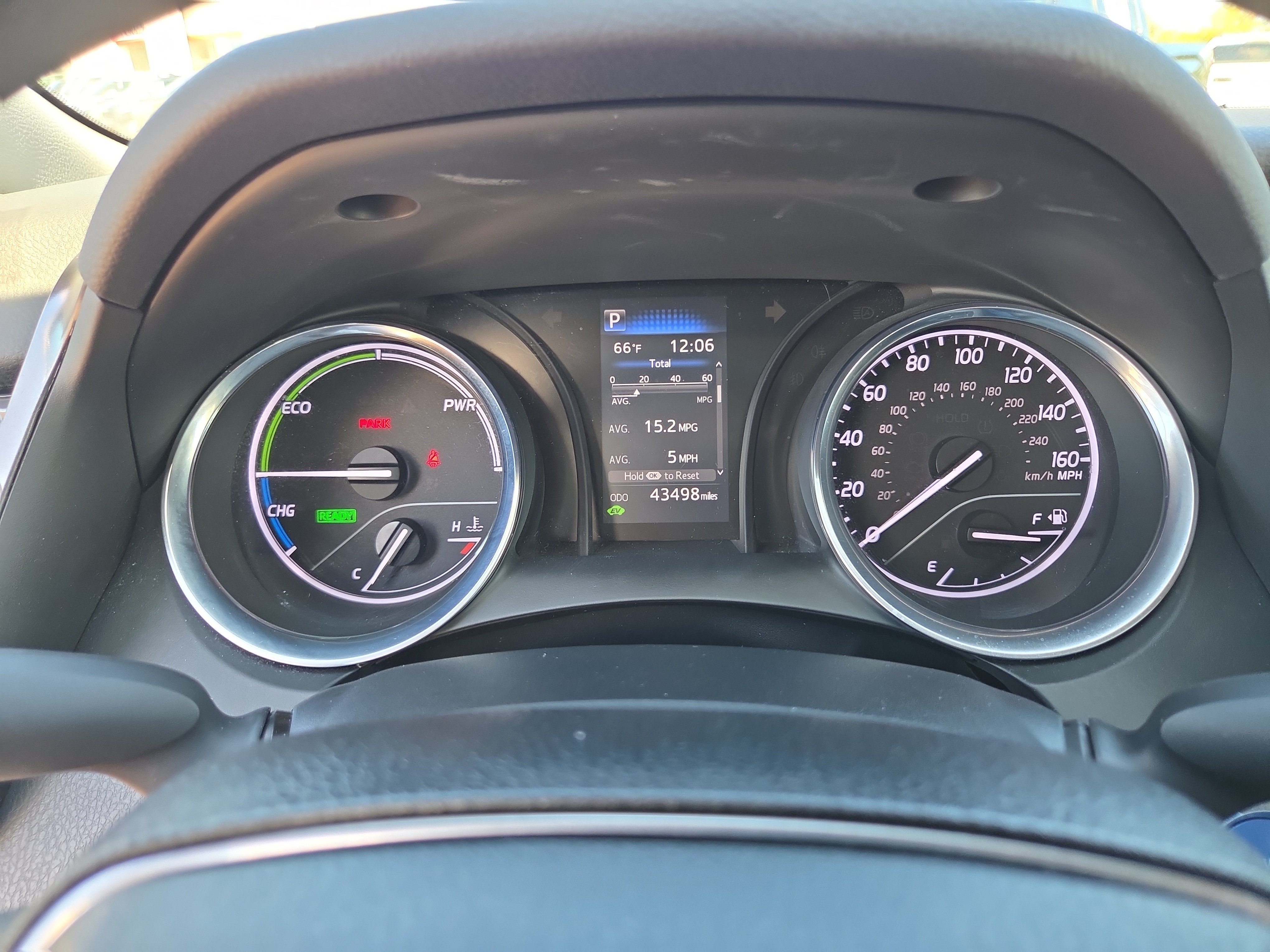 Used 2020 Toyota Camry LE FWD image 24