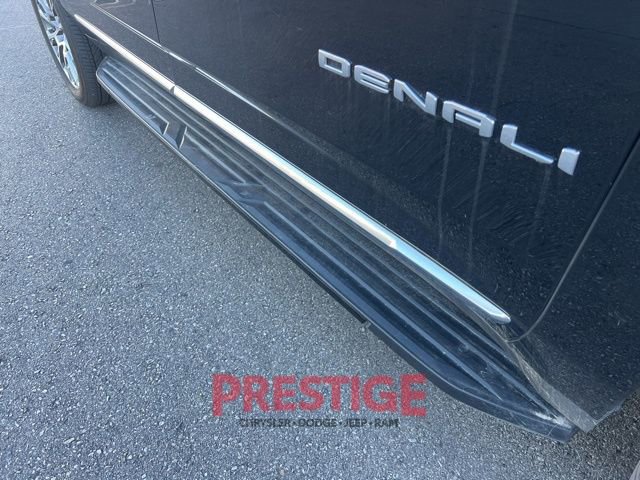 Used 2025 GMC Yukon XL Denali image 18
