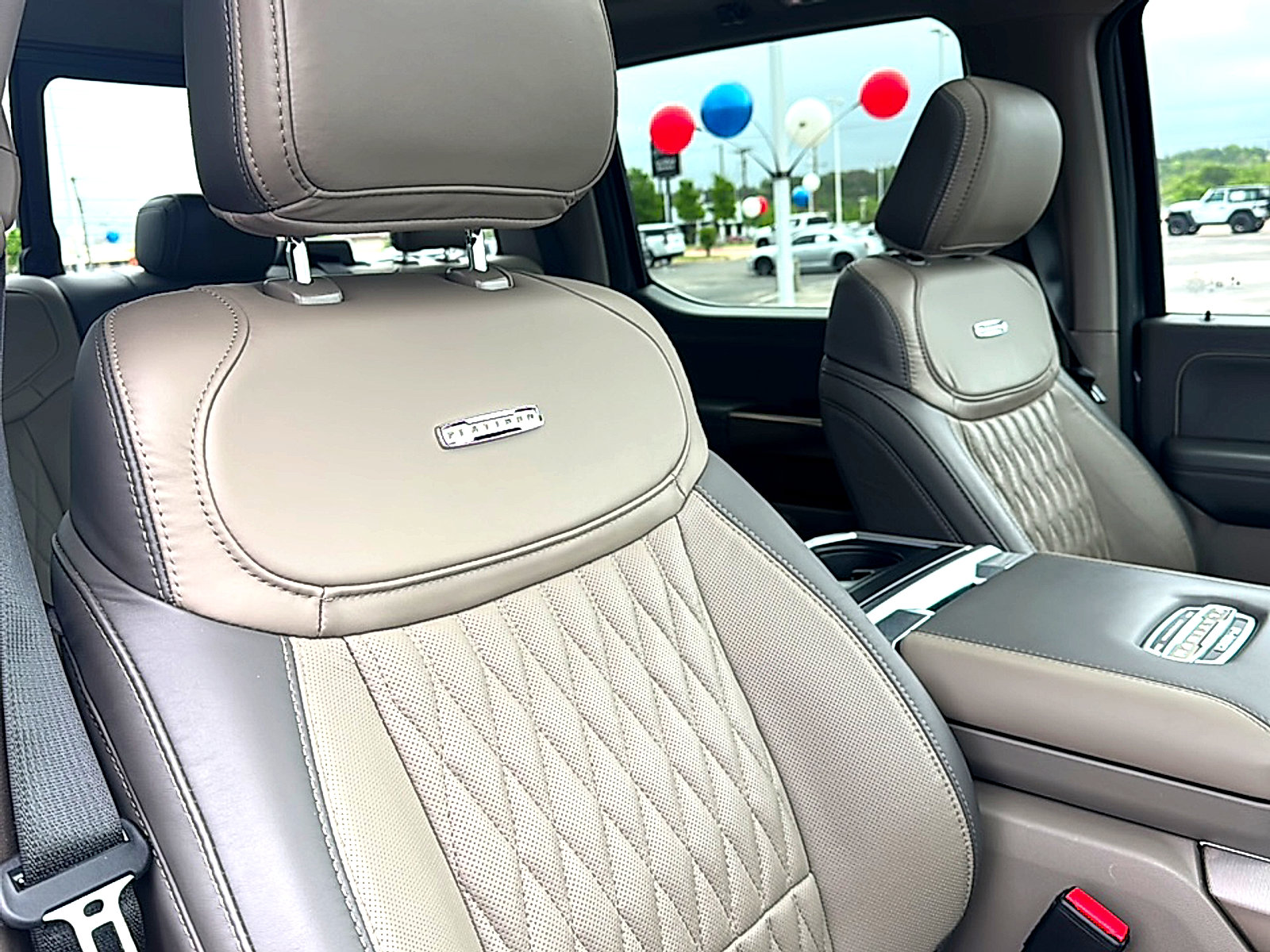 Used 2024 Ford F150 Platinum w/ Equipment Group 703A Plus image 25