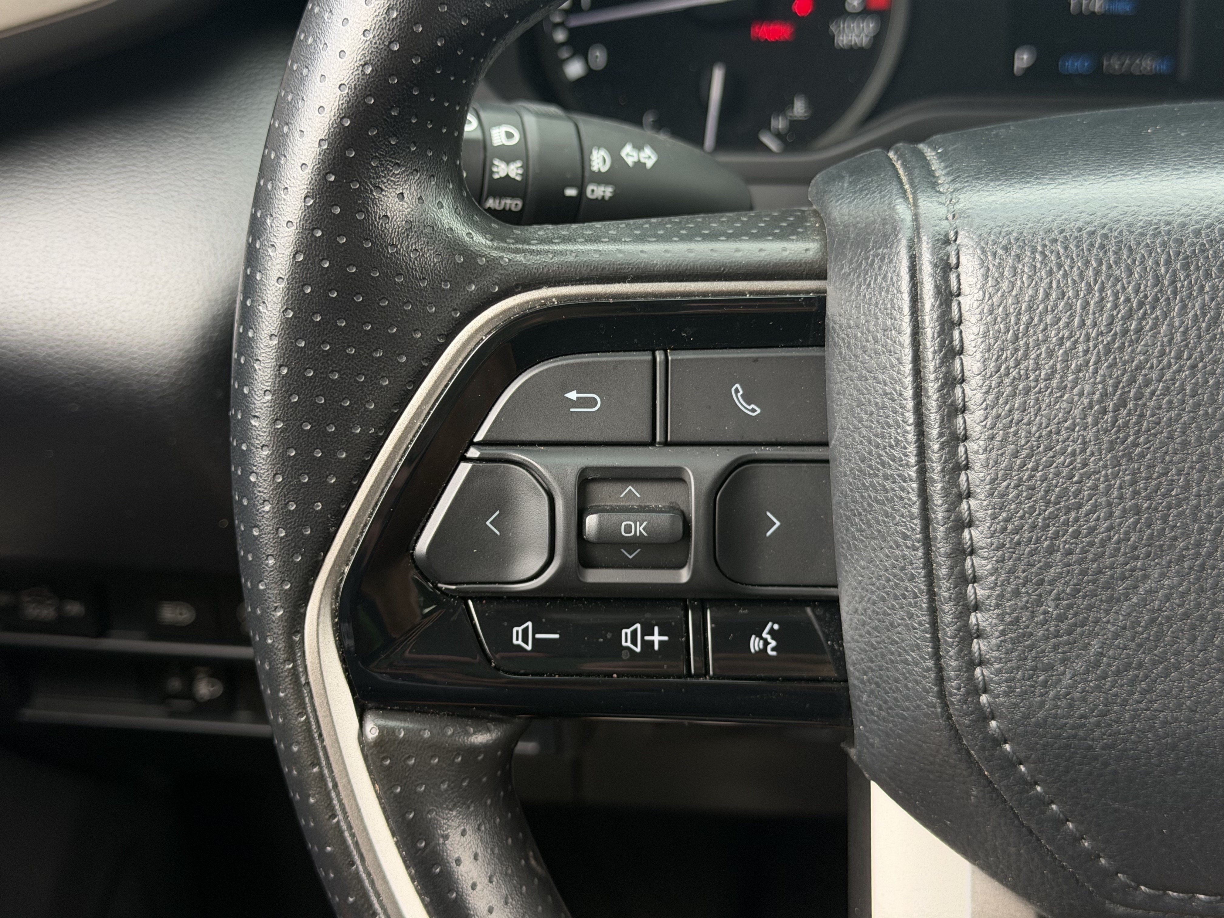Used 2024 Toyota Tundra SR5 AWD/4WD image 18