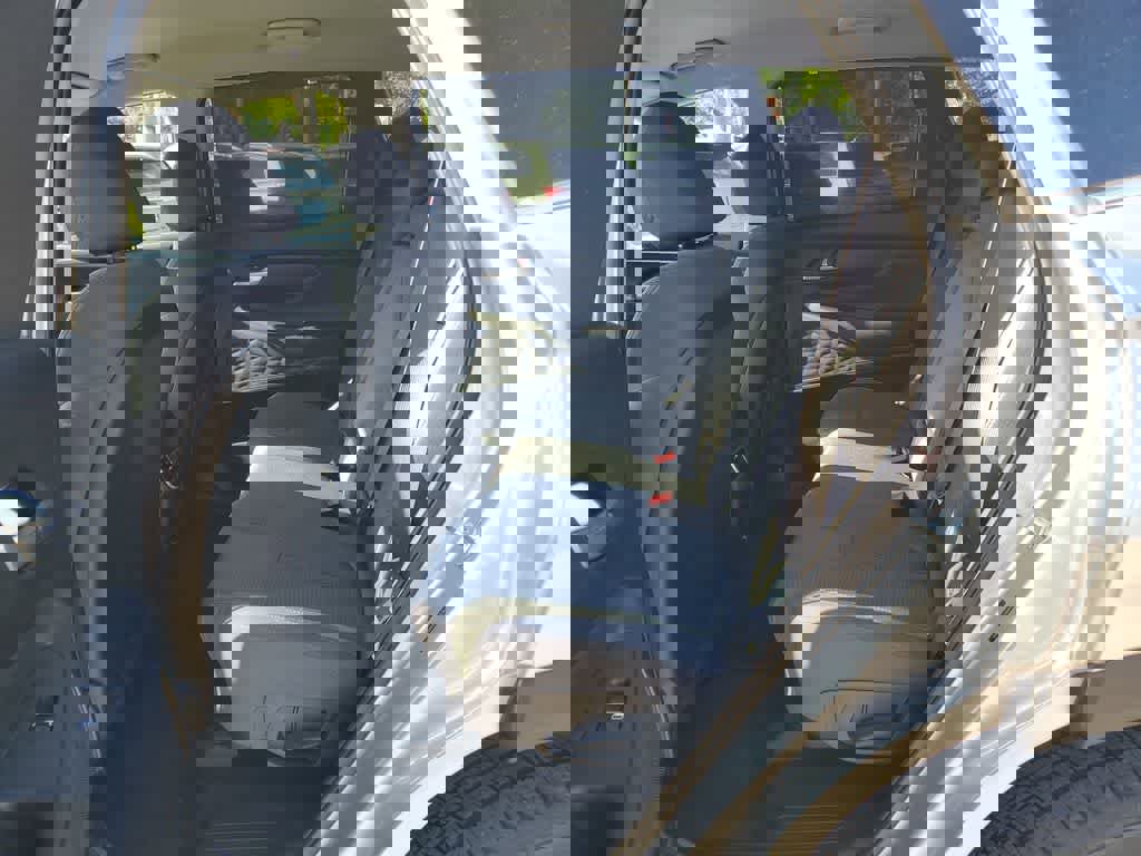 Used 2021 Hyundai Santa Fe SEL w/ Convenience Package image 9