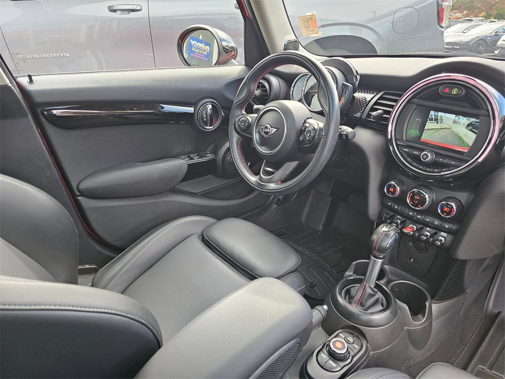 Used 2019 MINI Cooper S w/ Signature Upholstery Package image 11