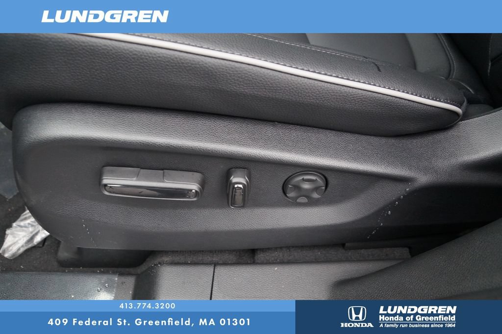 New 2026 Honda Odyssey Touring image 12