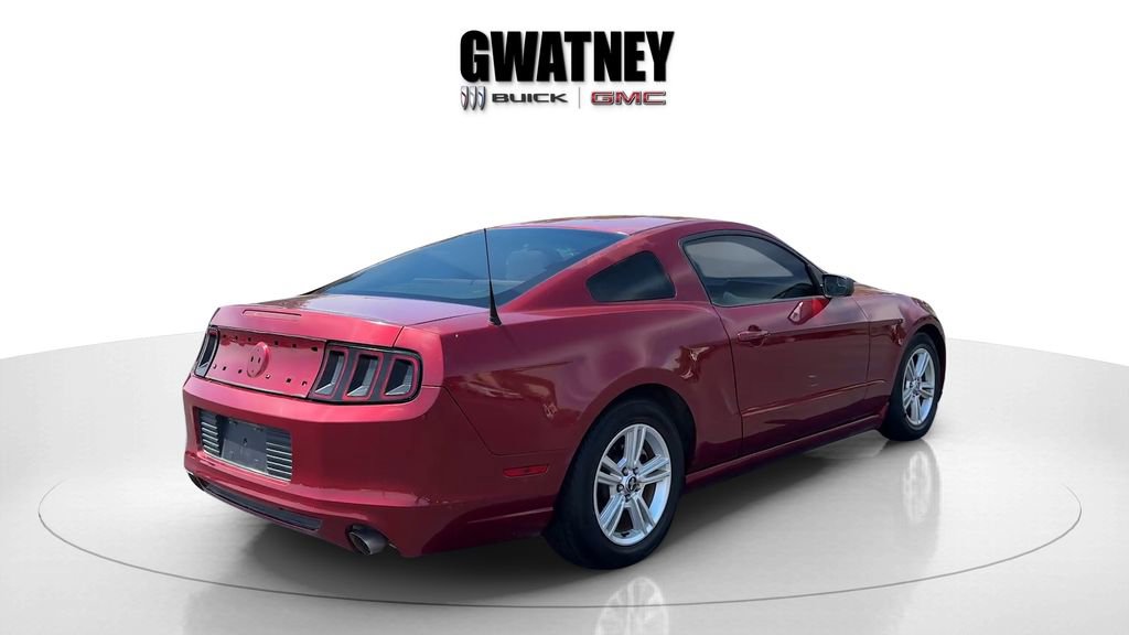 Used 2014 Ford Mustang Coupe RWD image 3