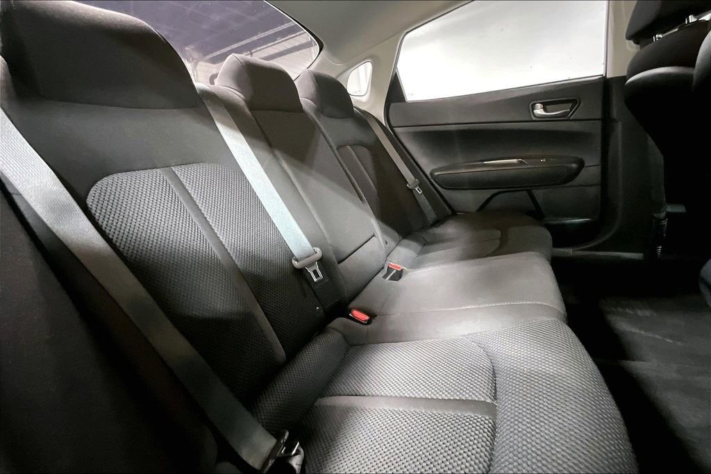 Used 2020 Kia Optima LX image 36