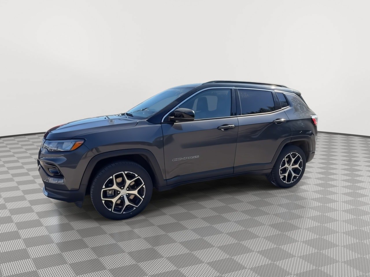 Used 2024 Jeep Compass Limited AWD/4WD image 4