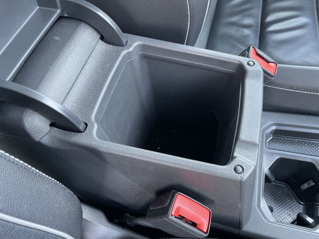 Used 2021 Volkswagen Tiguan SEL Premium R-Line image 35