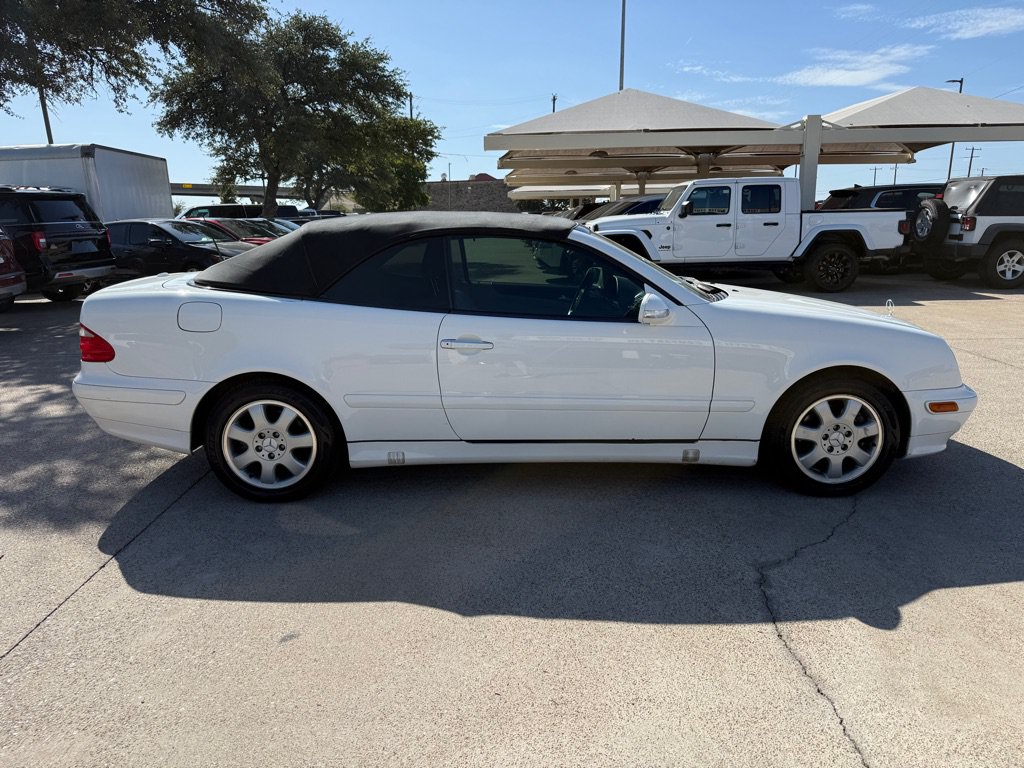 Used 2003 Mercedes-Benz CLK 320 Cabriolet image 8