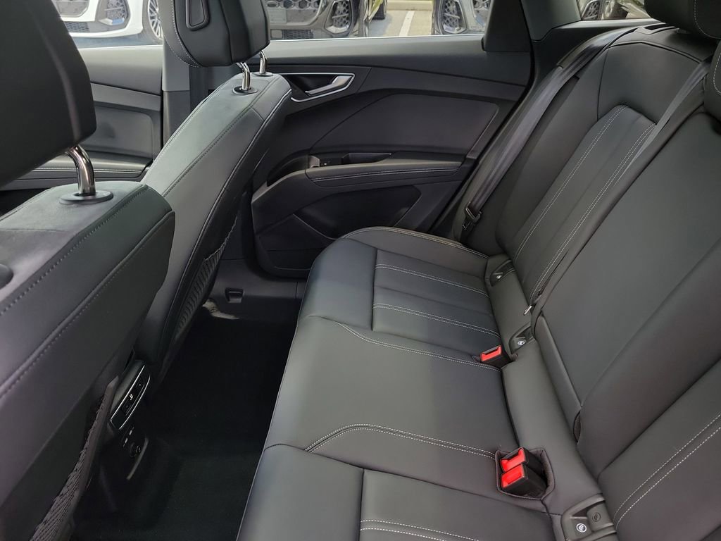 Certified 2024 Audi Q4 e-tron Premium Plus RWD image 25