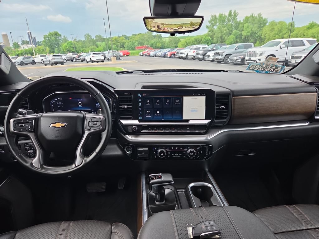 Certified 2024 Chevrolet Silverado 1500 High Country w/ High Country Premium Package AWD/4WD image 11