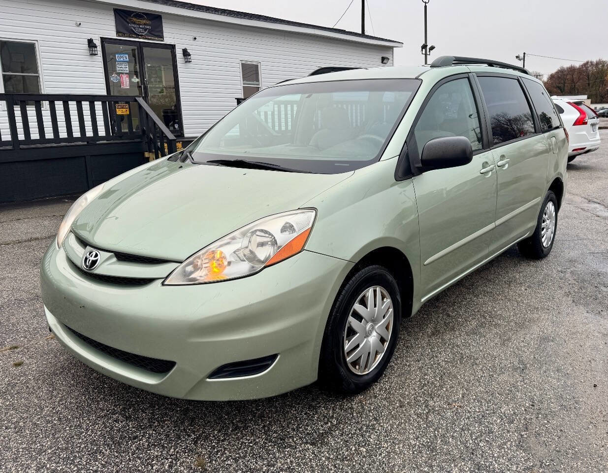 Used 2008 Toyota Sienna CE