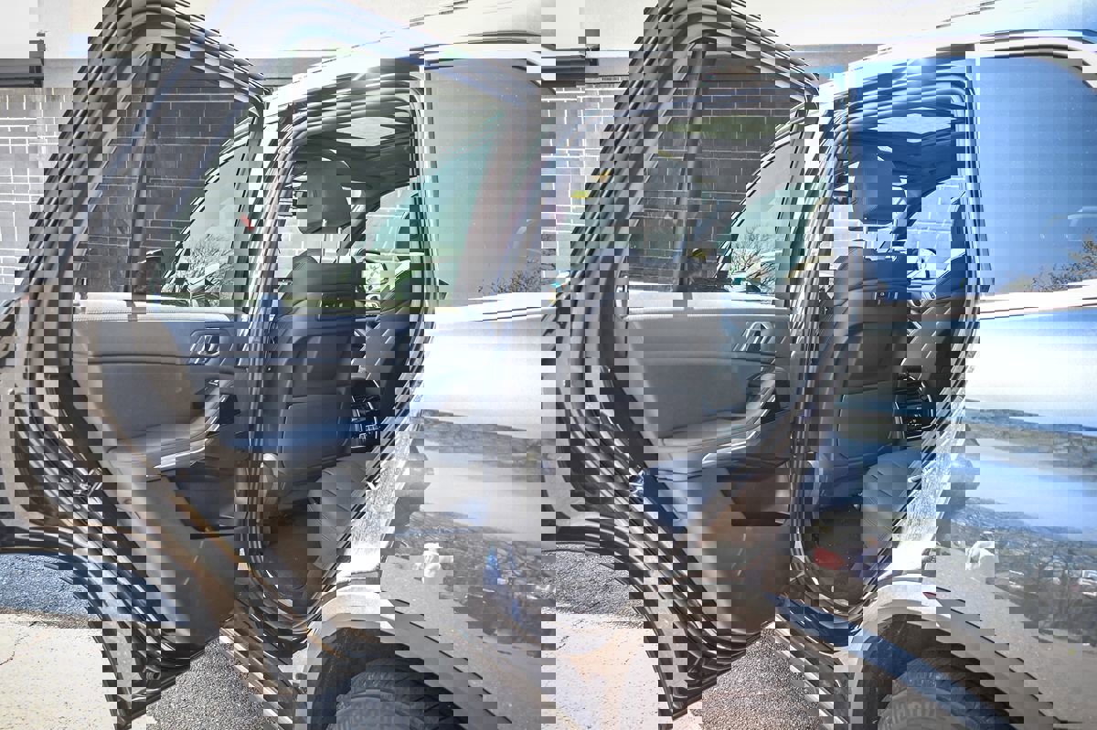 Used 2021 BMW X5 xDrive40i w/ Convenience Package image 13