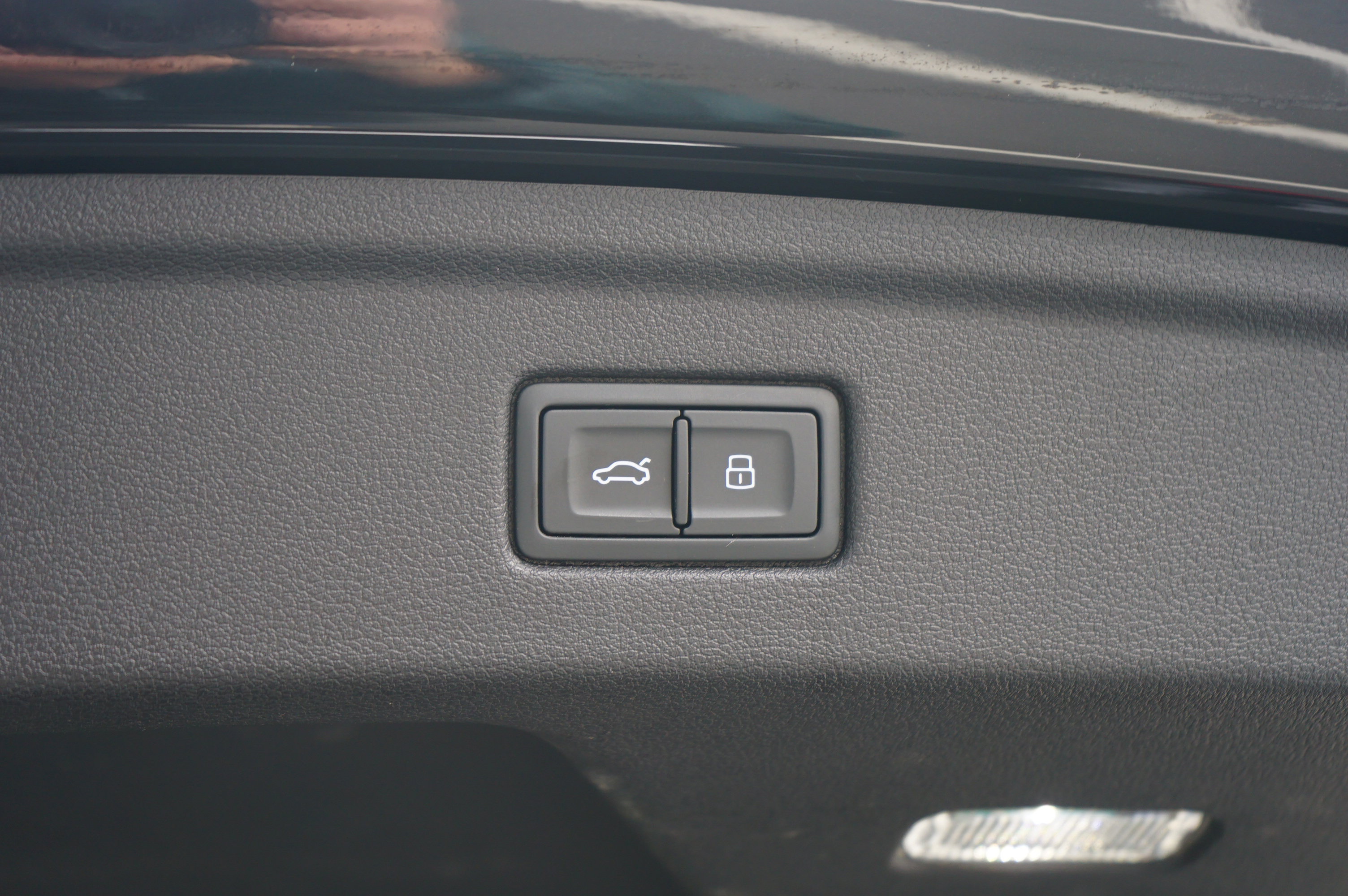 Used 2023 Audi A5 2.0T Premium Plus w/ Premium Plus image 16