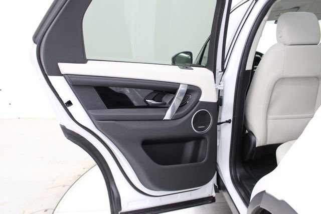 Used 2023 Land Rover Discovery Sport SE image 35