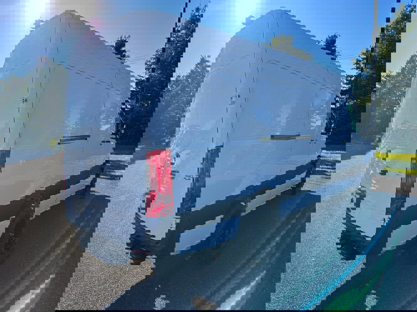 New 2025 Mercedes-Benz Sprinter 4500 image 4