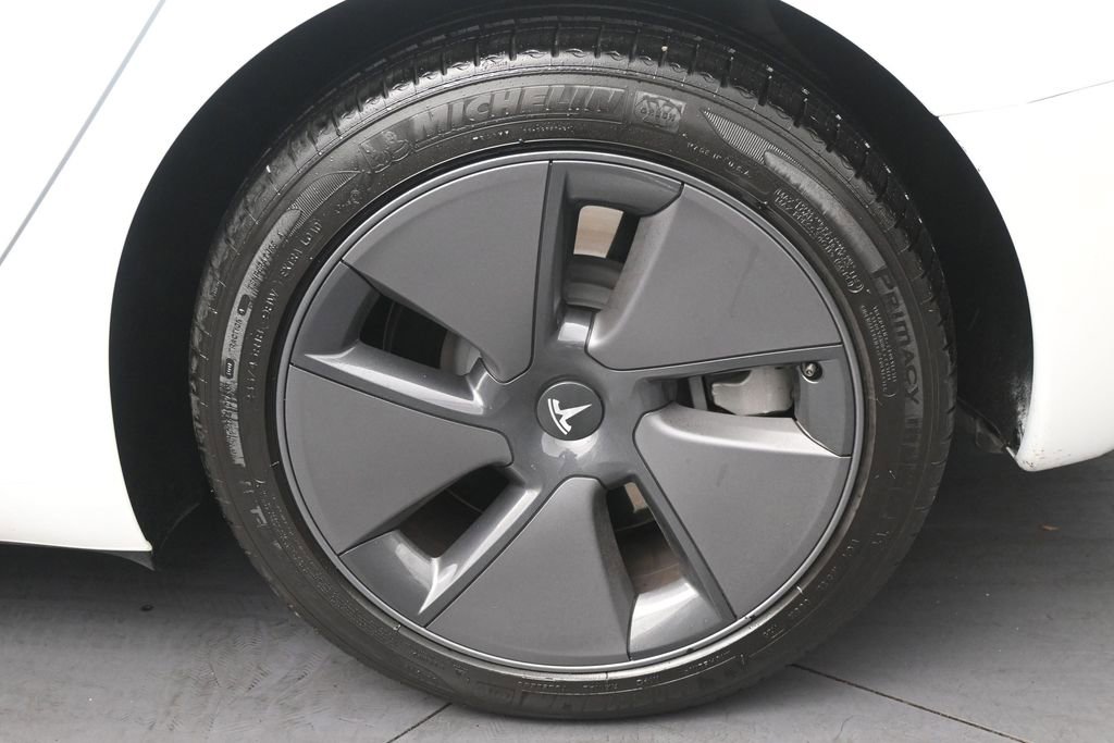 Used 2023 Tesla Model 3 Standard Range RWD image 35