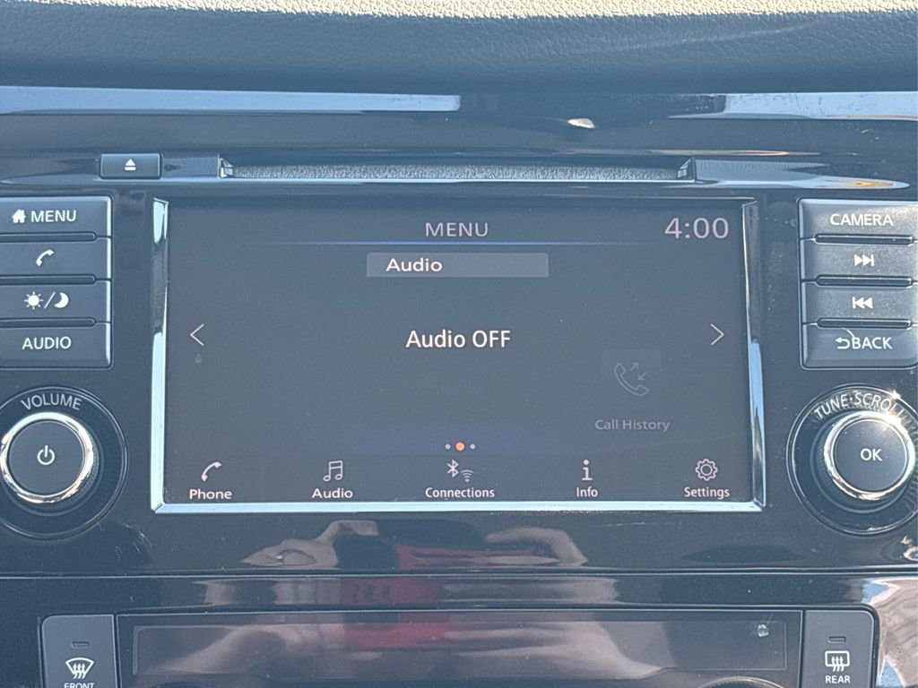 Used 2020 Nissan Rogue Sport SV image 19