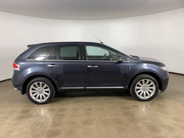 Used 2013 Lincoln MKX AWD image 7