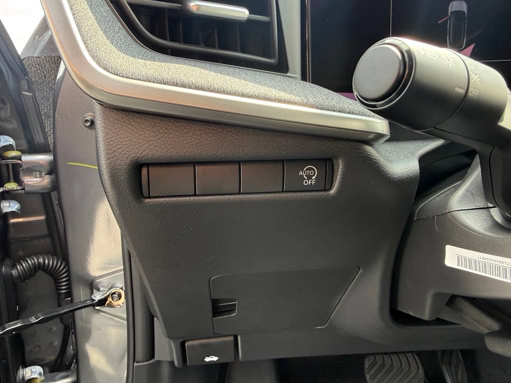 New 2026 Nissan Kicks S FWD image 7