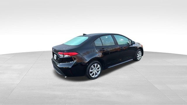 Used 2024 Toyota Corolla LE image 32