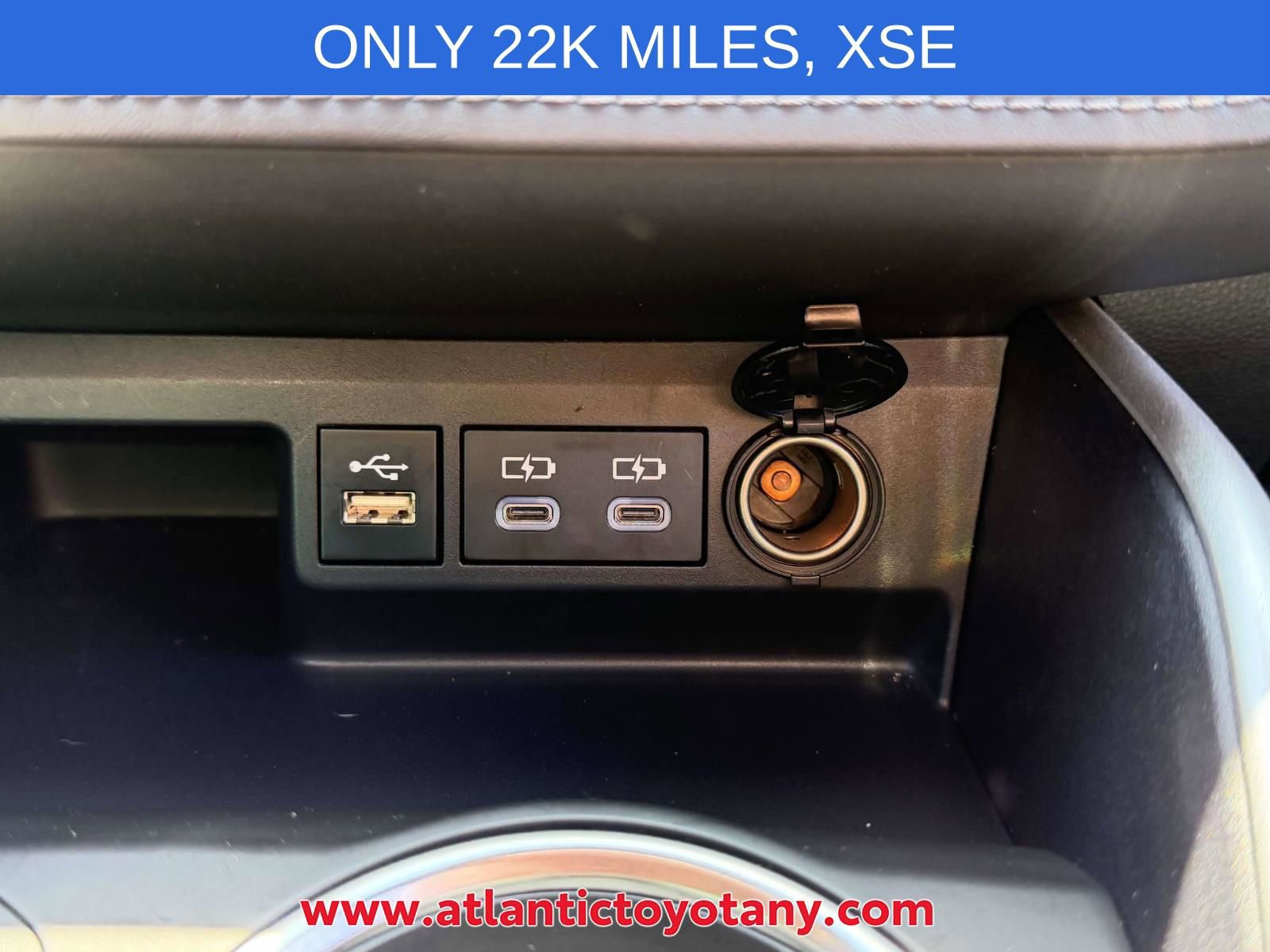 Used 2023 Toyota Highlander XSE AWD/4WD image 25