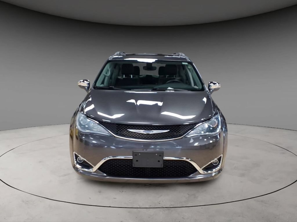 Used 2020 Chrysler Pacifica Limited FWD image 15