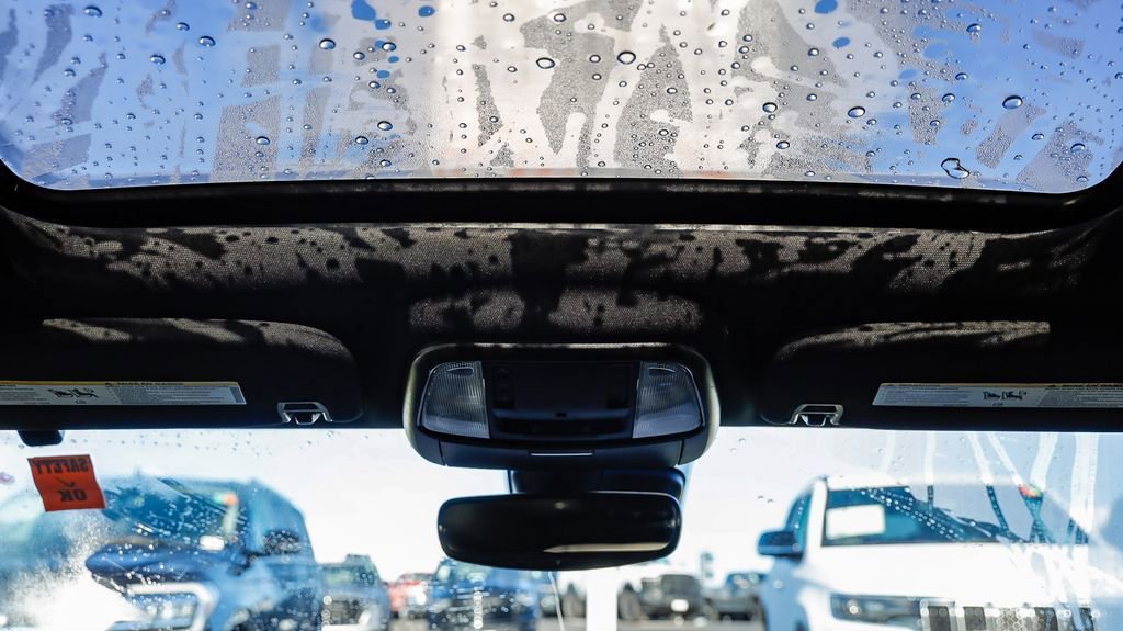 Certified 2024 Dodge Durango SXT w/ SXT Blacktop Group image 17