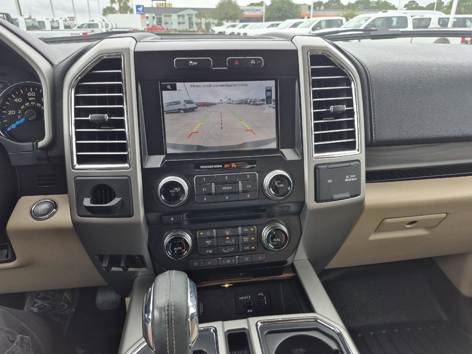 Used 2015 Ford F150 Lariat RWD image 6