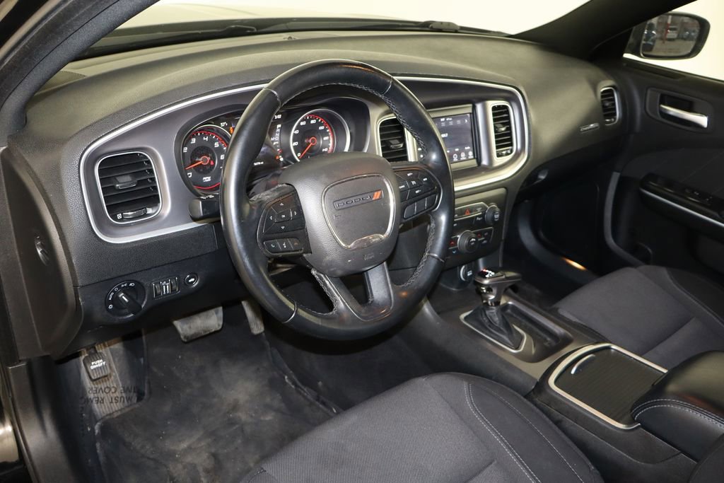 Used 2022 Dodge Charger SXT image 27
