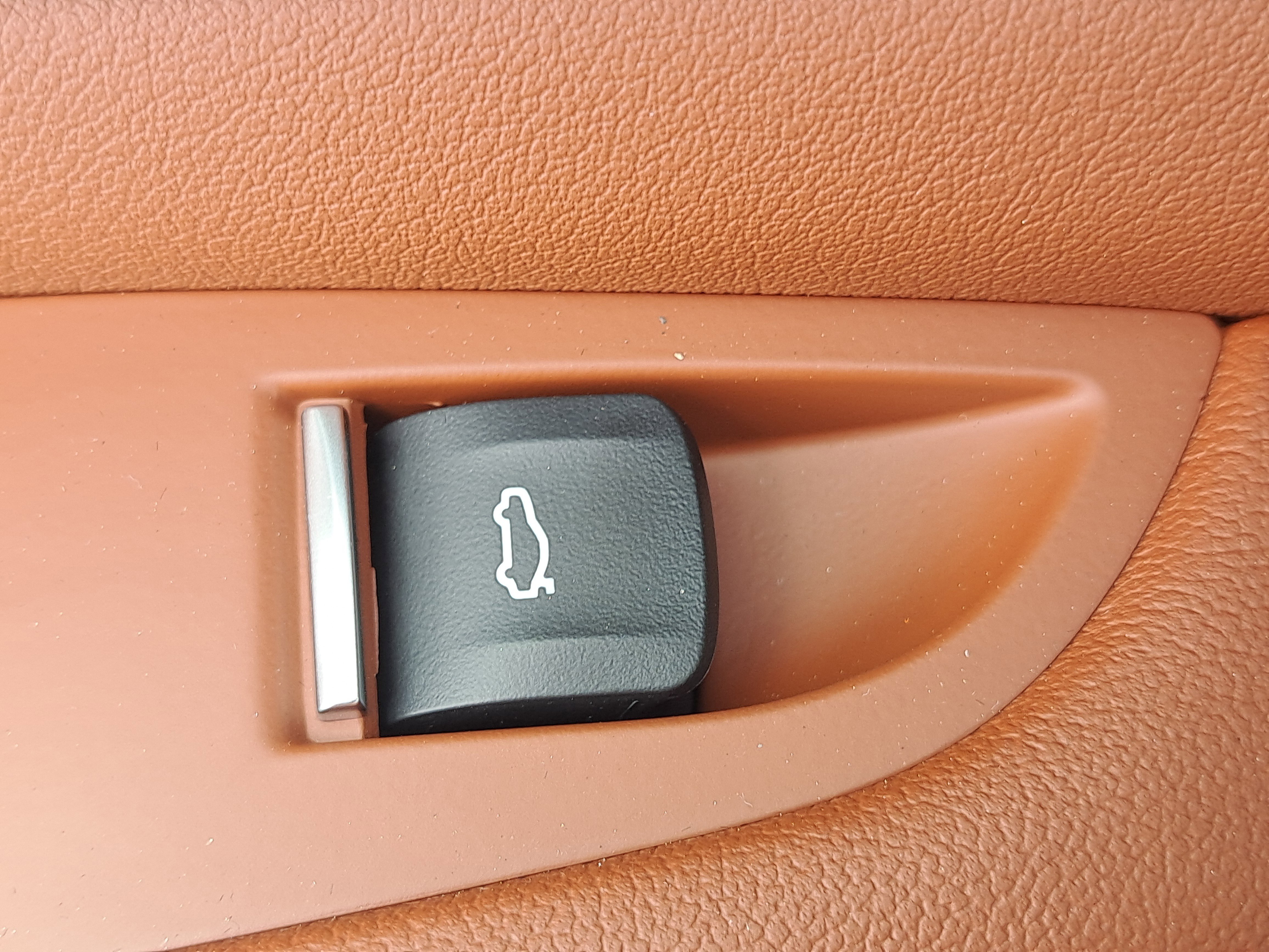 New 2026 BMW X5 xDrive50e w/ M Sport Package image 22