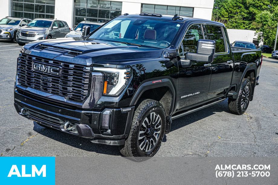 Used 2024 GMC Sierra 3500 Denali Ultimate AWD/4WD image 14