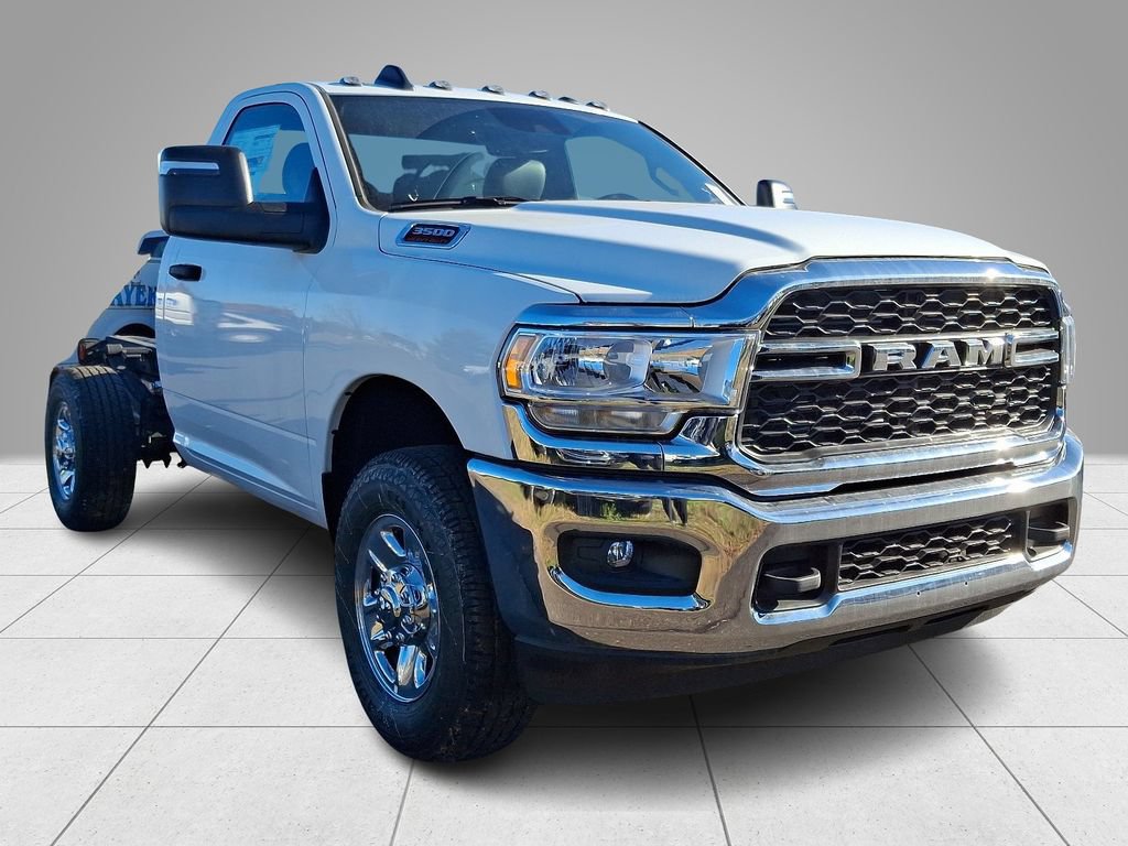 New 2024 RAM 3500 Tradesman w/ Safety Group AWD/4WD image 3
