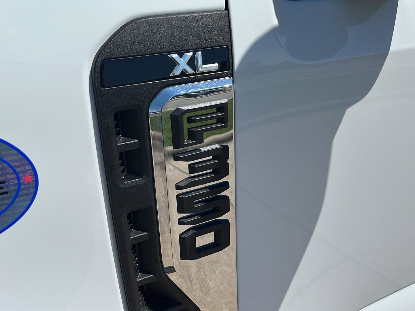 New 2025 Ford F350 XL image 2