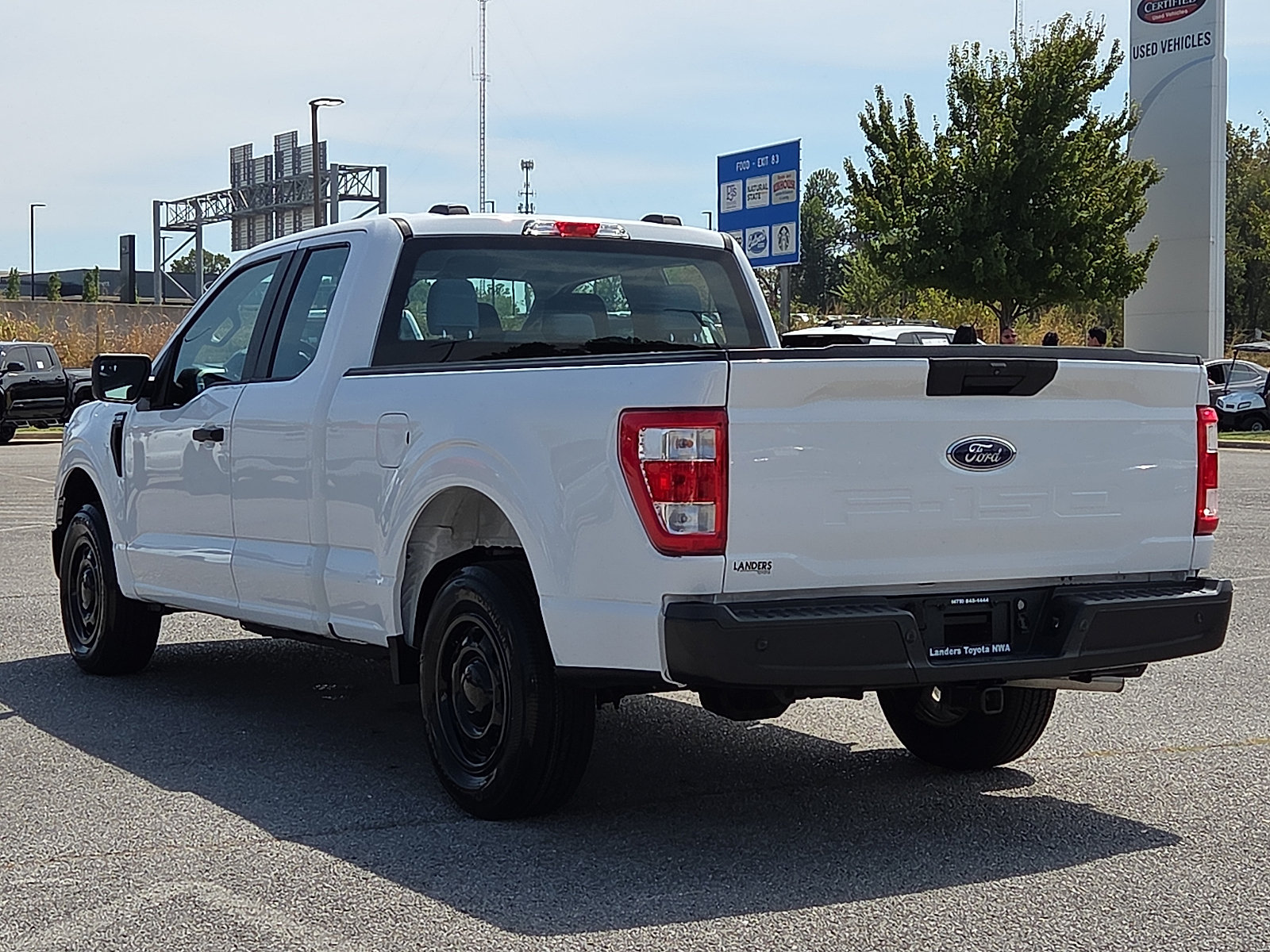 Used 2022 Ford F150 XL w/ Equipment Group 101A High RWD image 4